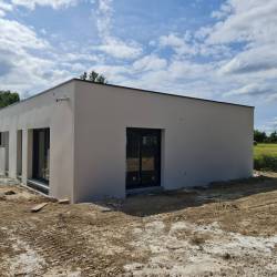 Pose de menuiseries sur une construction neuve � Blain