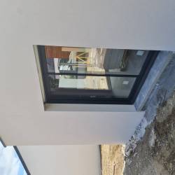 Pose de menuiseries sur une construction neuve � Blain