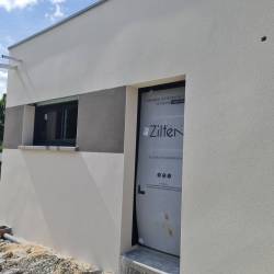 Pose de menuiseries sur une construction neuve � Blain