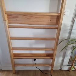 Pose d'un espalier pour r��ducation pour une personne en situation de handicap