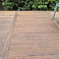 R�fection d'une terrasse avec r�emploi des anciennes lames en bois